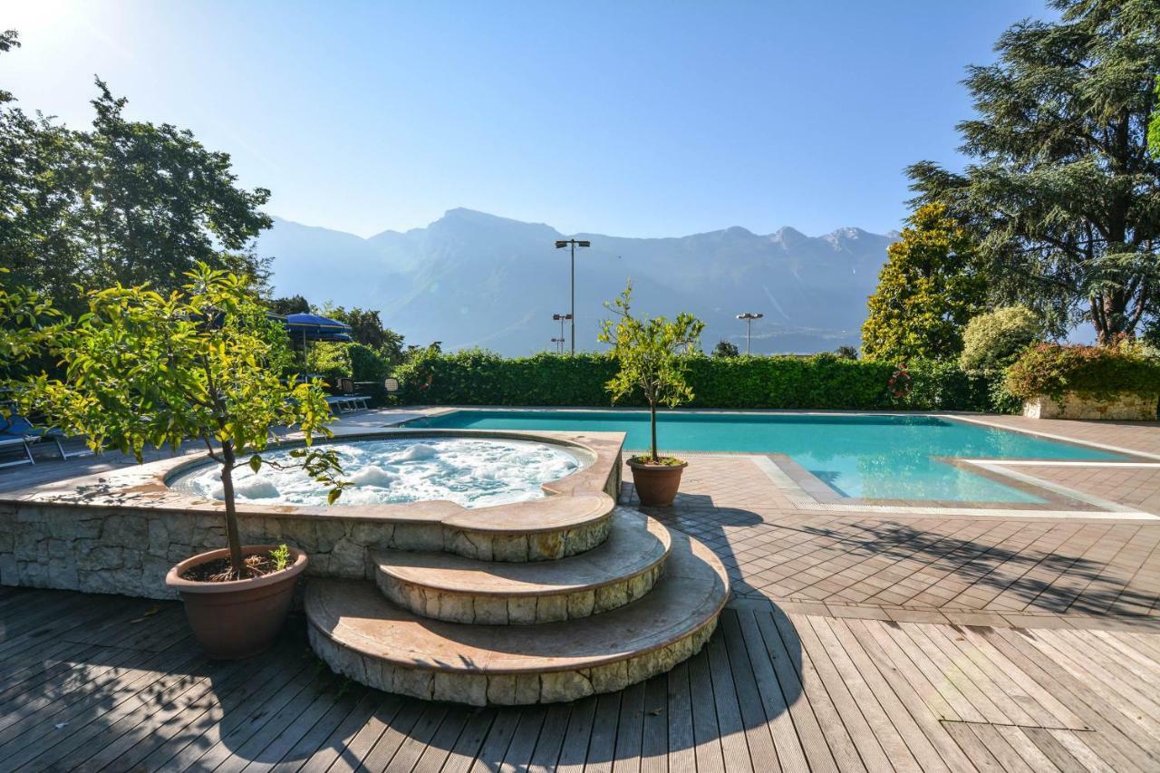 Hotel Limone Limone sul Garda Esterno foto